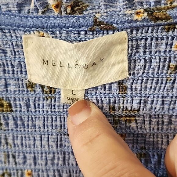 Melloday top large excellent condition - Picture 3 of 4